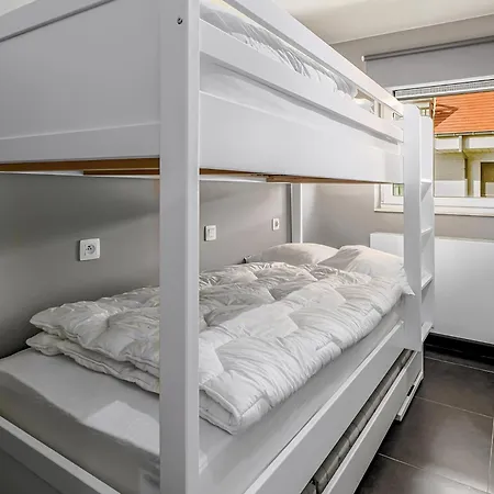 Emilia 0304p204 Apartman *
